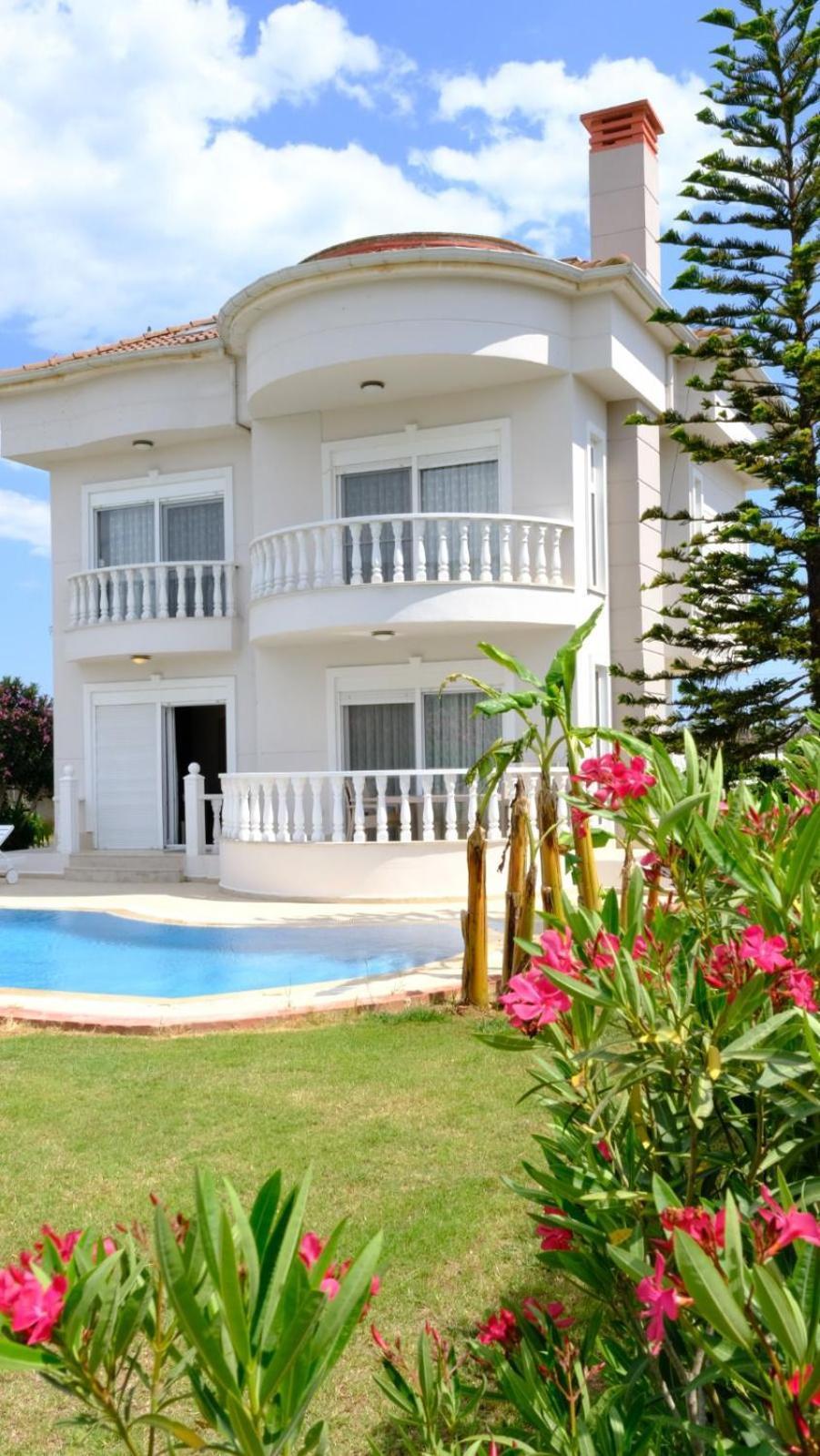 Bluehomes Villas 贝莱克 外观 照片