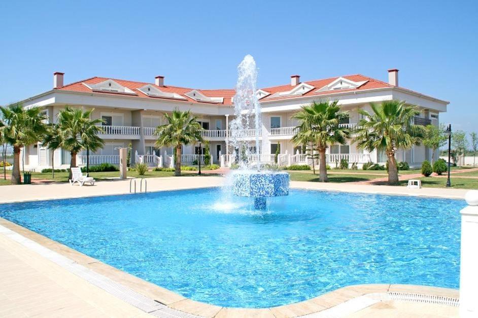 Bluehomes Villas 贝莱克 外观 照片